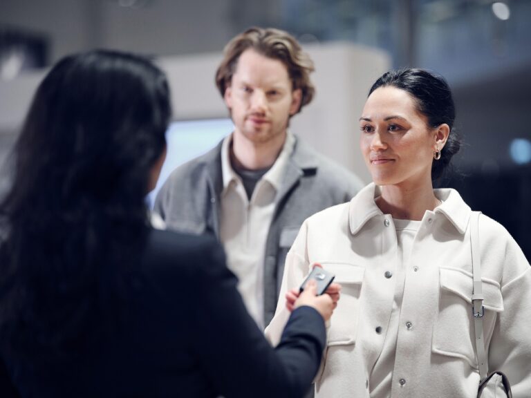 7 Cara Cerdas Menghadapi Orang yang Suka Debat Panjang