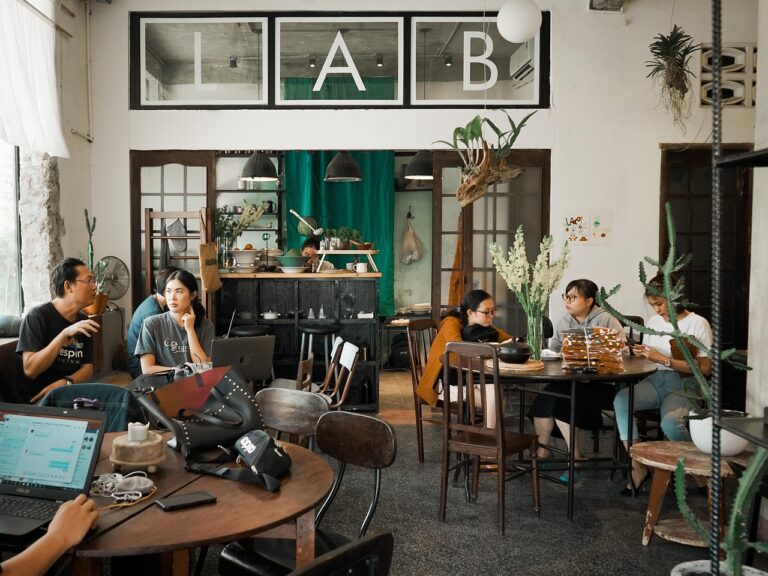 7 Cara Elegan Hadapi Serangan Pribadi dalam Percakapan